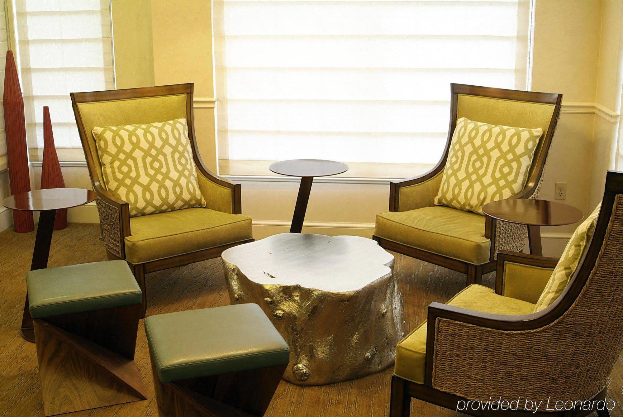 Hilton Garden Inn Portland Lake Oswego Dış mekan fotoğraf